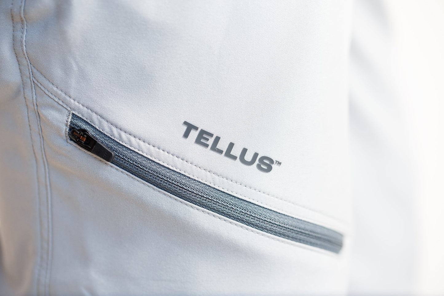 M-Sunset-Ridge-Performance-Jogger-Grey-Detail.jpg