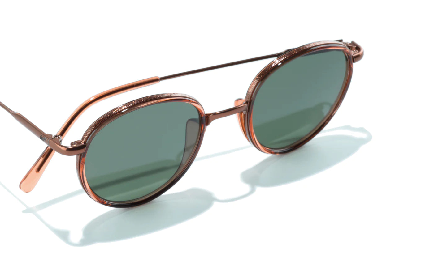 sunski_polarized_sunglasses_baia_copper_forest_3_1360x_jpg.webp
